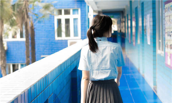 彬村山华侨农场如何找到一个可以帮助我生孩子的女人？